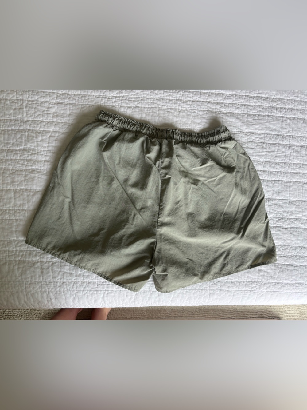 ALO Yoga Pale Green Alumni Shorts - Picture 2 of 2